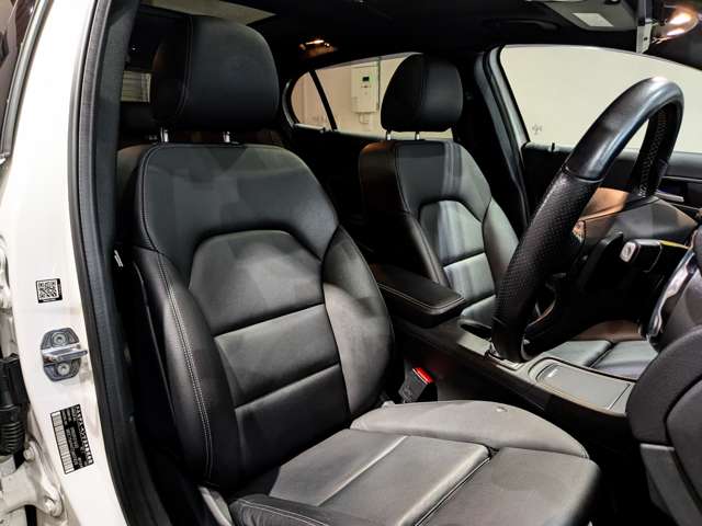 メルセデスベンツ ＧＬＡクラス ＧＬＡ２２０ ４マチック ４ＷＤ R1年 (関東) 99