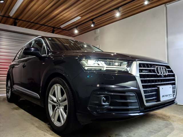 アウディ Ｑ７ ４５ ＴＦＳＩ クワトロ Ｓラインパッケージ ４ＷＤ R2年 (関東) 99