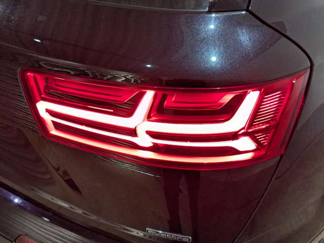 アウディ Ｑ７ ４５ ＴＦＳＩ クワトロ Ｓラインパッケージ ４ＷＤ R2年 (関東) 99