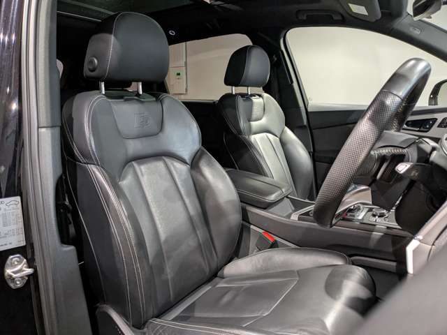 アウディ Ｑ７ ４５ ＴＦＳＩ クワトロ Ｓラインパッケージ ４ＷＤ R2年 (関東) 99