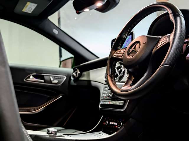 メルセデスベンツ ＧＬＡクラス ＧＬＡ２２０ ４マチック ４ＷＤ H29年 (関東) 99