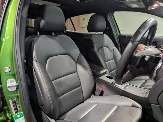 メルセデスベンツ ＧＬＡクラス ＧＬＡ２２０ ４マチック ４ＷＤ H29年 (関東) 99