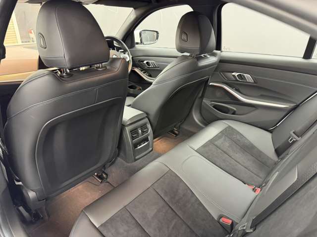 ＢＭＷ ３シリーズ ３２０ｉ　Ｍスポーツ R1年 (関東) 99