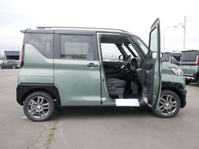 三菱 デリカ　ミニ ６６０ Ｇ プレミアム リミテッド エディション ４ＷＤ R7年 (北海道) 99