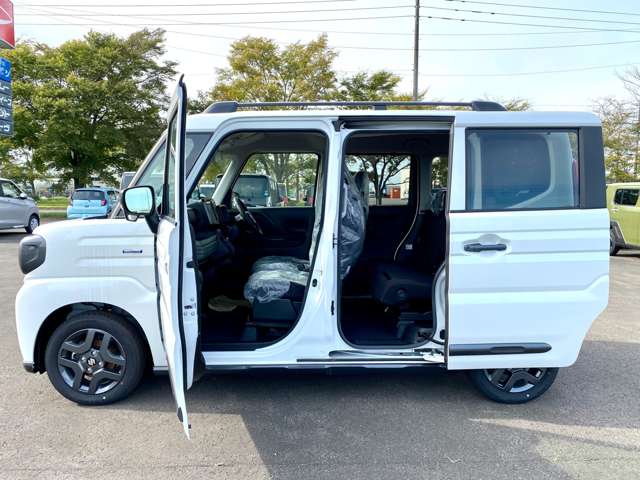 スズキ スペーシア ６６０ ギア ハイブリッド ＸＺ ４ＷＤ R7年 (北海道) 99
