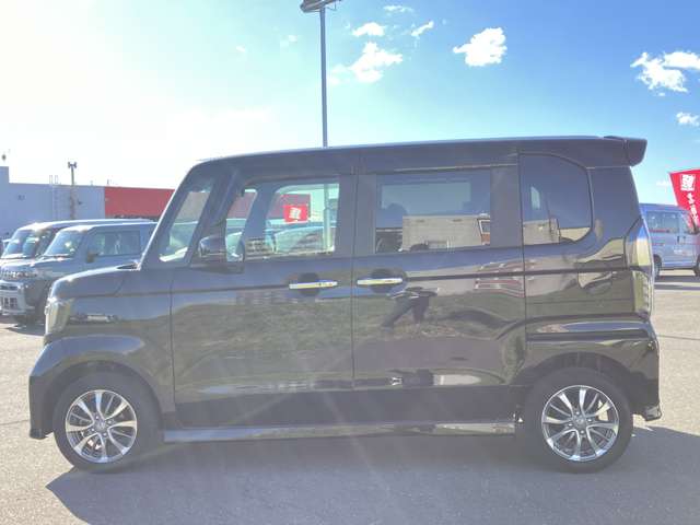 ホンダ Ｎ　ＢＯＸ カスタム ６６０ Ｌ ４ＷＤ R3年 (北海道) 99