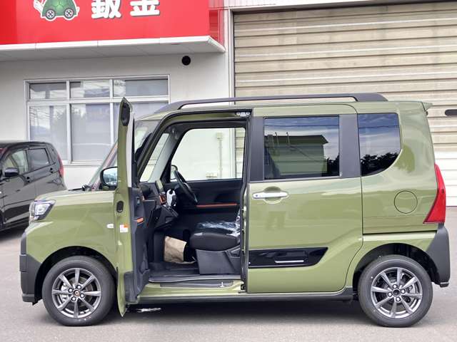 ダイハツ タント ６６０ ファンクロス ４ＷＤ R6年 (北海道) 99