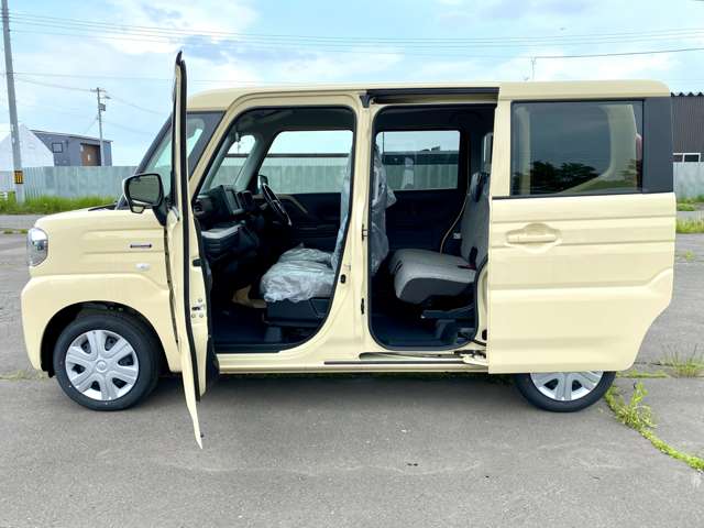 スズキ スペーシア ６６０ ハイブリッド Ｇ ４ＷＤ R6年 (北海道) 99
