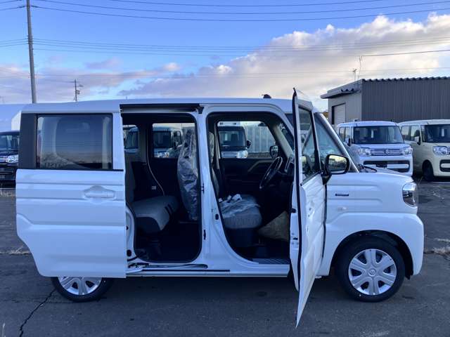 スズキ スペーシア ６６０ ハイブリッド Ｇ ４ＷＤ R6年 (北海道) 99