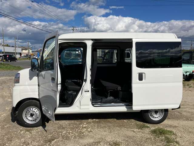 ダイハツ ハイゼットカーゴ ６６０ デラックス ４ＷＤ R7年 (北海道) 99