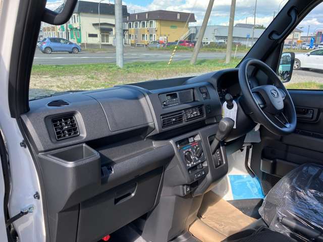 ダイハツ ハイゼットカーゴ ６６０ デラックス ４ＷＤ R7年 (北海道) 99