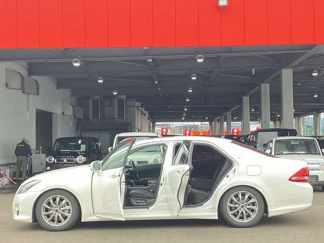 トヨタ クラウンアスリート ２．５ Ｉ－ＦＯＵＲ ナビパッケージ ４ＷＤ H21年 (北海道) 99