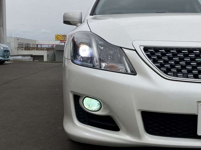 トヨタ クラウンアスリート ２．５ Ｉ－ＦＯＵＲ ナビパッケージ ４ＷＤ H21年 (北海道) 99