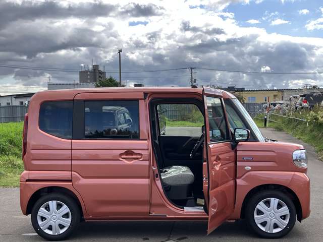 スズキ スペーシア ６６０ ハイブリッド Ｇ ４ＷＤ R7年 (北海道) 99