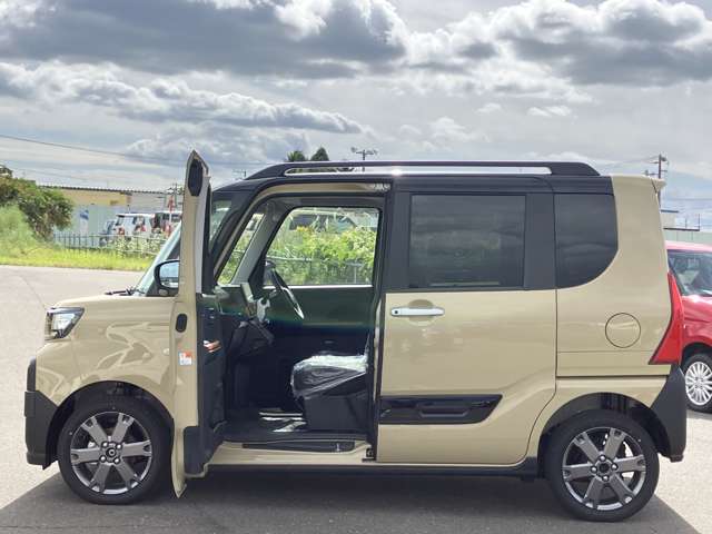 ダイハツ タント ６６０ ファンクロスターボ ４ＷＤ R7年 (北海道) 99