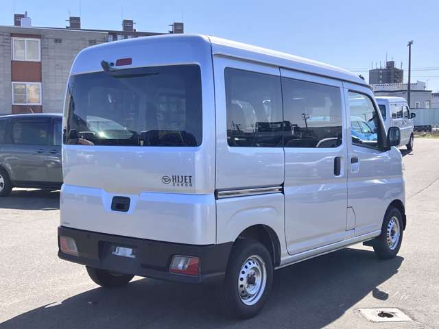 ダイハツ ハイゼットカーゴ ６６０ デラックス ４ＷＤ R5年 (北海道) 99