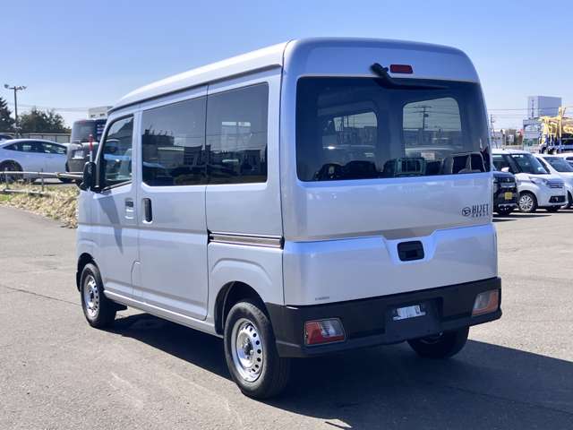 ダイハツ ハイゼットカーゴ ６６０ デラックス ４ＷＤ R5年 (北海道) 99