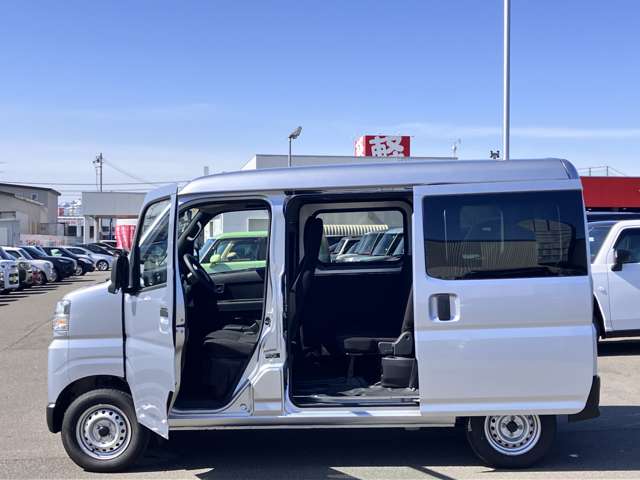 ダイハツ ハイゼットカーゴ ６６０ デラックス ４ＷＤ R5年 (北海道) 99