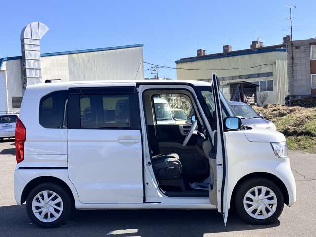 ホンダ Ｎ　ＢＯＸ ６６０ Ｇ ＥＸ ホンダセンシング ４ＷＤ H29年 (北海道) 99