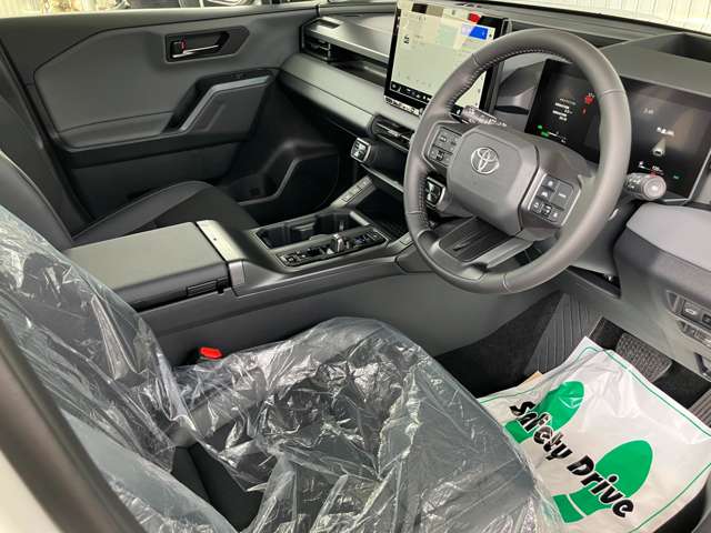 トヨタ ＲＡＶ４ ２．５ Ｚ Ｅ－ＦＯＵＲ ４ＷＤ R8年 (甲信越・北陸) 99