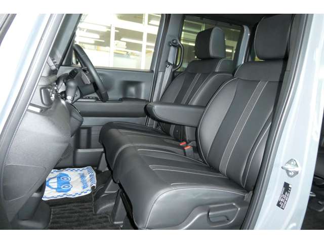 ホンダ Ｎ　ＢＯＸ カスタム ６６０ ターボ コーディネートスタイル ２トーン ４ＷＤ R5年 (東北) 99