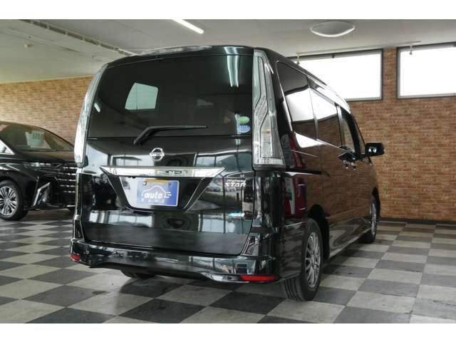 日産 セレナ ２．０ ハイウェイスター ４ＷＤ H25年 (東北) 99