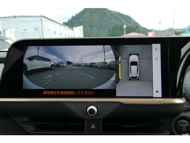 トヨタ クラウン　スポーツ　ハイブリッド ２．５ Ｚ Ｅ－ＦＯＵＲ ４ＷＤ R6年 (東北) 99