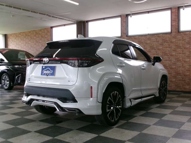 トヨタ ヤリスクロス　ハイブリッド １．５ ハイブリッド Ｚ Ｅ－ＦＯＵＲ ４ＷＤ R7年 (東北) 99