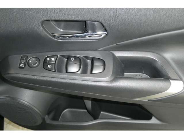 日産 キックス １．２ Ｘ ＦＯＵＲ （Ｅ－ＰＯＷＥＲ） ４ＷＤ R4年 (東北) 99