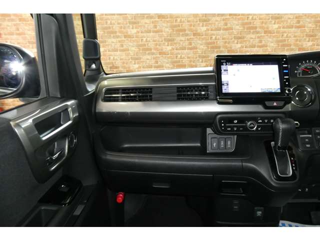 ホンダ Ｎ　ＢＯＸ カスタム ６６０ Ｌ スタイルプラス ブラック ４ＷＤ R4年 (東北) 99