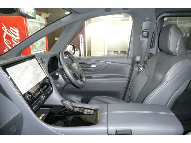 トヨタ アルファード　ハイブリッド ハイブリッド ２．５ Ｚ Ｅ－ＦＯＵＲ ４ＷＤ R5年 (東北) 99