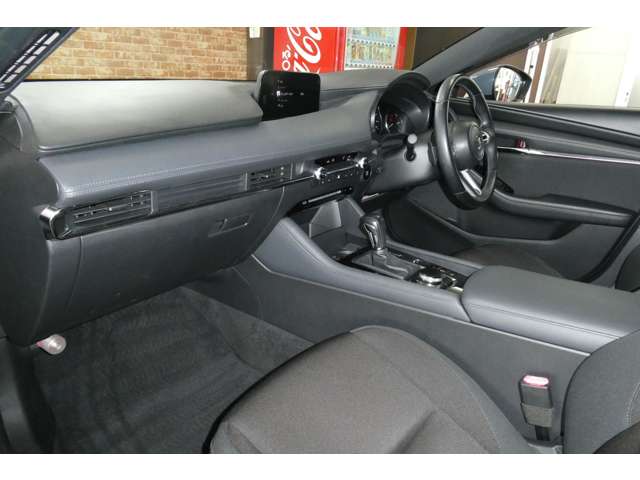 マツダ ＭＡＺＤＡ３　ファストバック ２．０ ２０Ｓ プロアクティブ ツーリング セレクション R1年 (東北) 99
