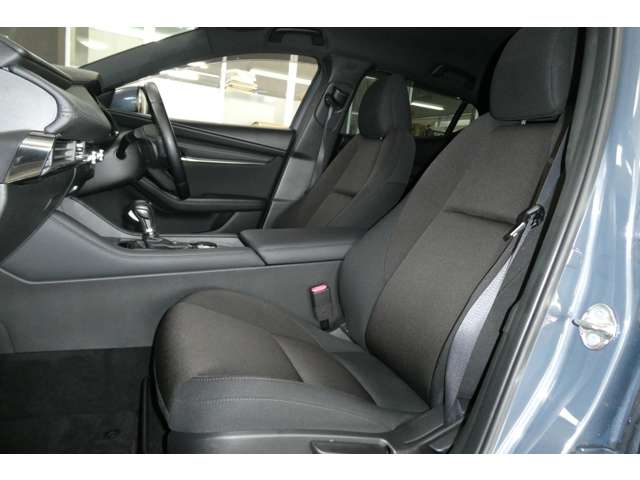 マツダ ＭＡＺＤＡ３　ファストバック ２．０ ２０Ｓ プロアクティブ ツーリング セレクション R1年 (東北) 99