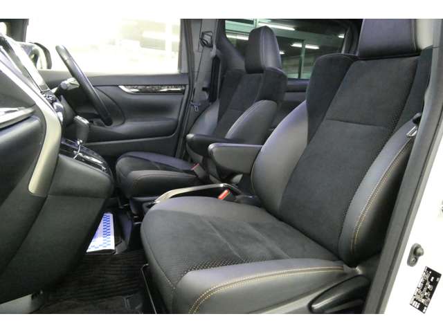 トヨタ アルファード ２．５ Ｓ タイプゴールドＩＩ ４ＷＤ R3年 (東北) 99