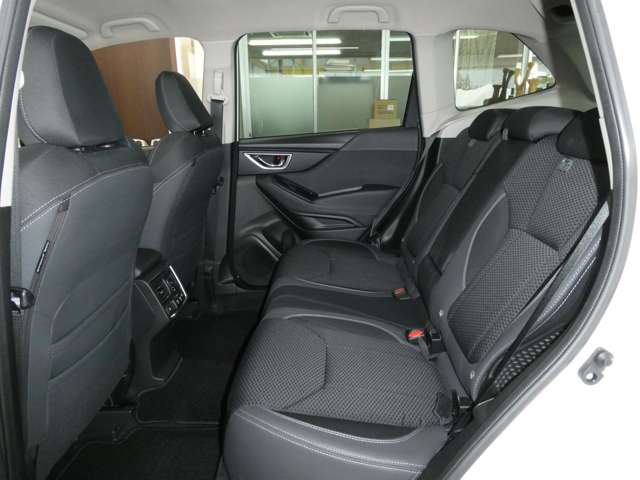 スバル フォレスター　ハイブリッド ２．０ アドバンス ４ＷＤ R3年 (東北) 99