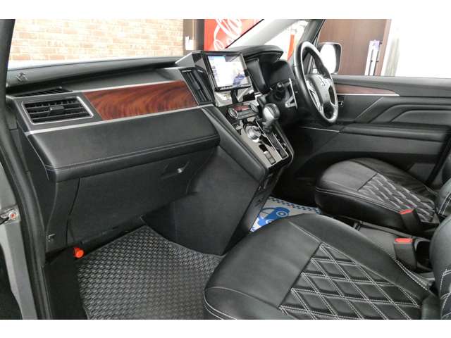 三菱 デリカ　Ｄ：５ ２．２ Ｇ パワーパッケージ ディーゼルターボ ４ＷＤ R3年 (東北) 99