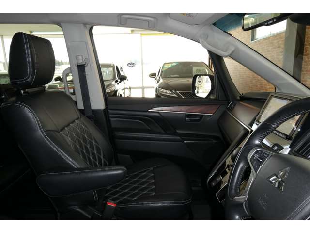 三菱 デリカ　Ｄ：５ ２．２ Ｇ パワーパッケージ ディーゼルターボ ４ＷＤ R3年 (東北) 99