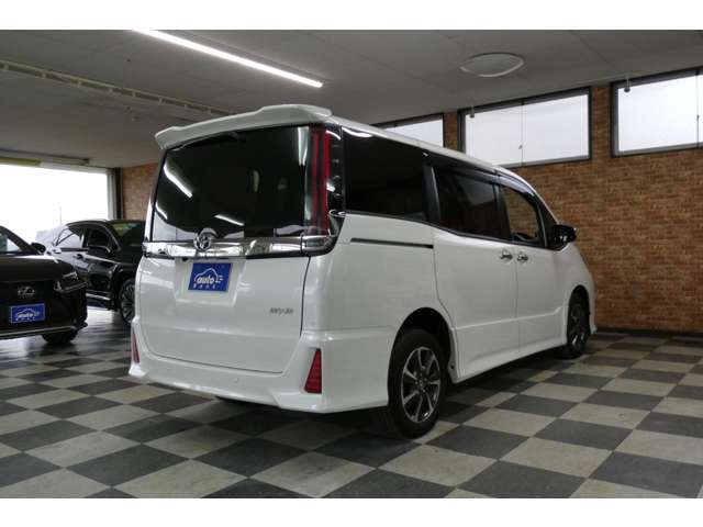 トヨタ ノア ２．０ ＳＩ ＷＸＢＩＩ ４ＷＤ R3年 (東北) 99