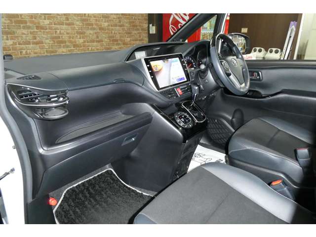 トヨタ ノア ２．０ ＳＩ ＷＸＢＩＩ ４ＷＤ R3年 (東北) 99