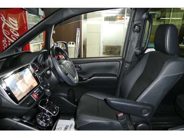 トヨタ ノア ２．０ ＳＩ ＷＸＢＩＩ ４ＷＤ R3年 (東北) 99