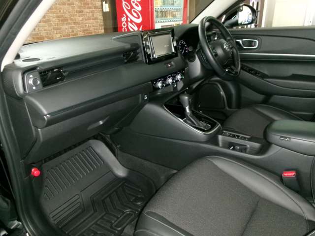 ホンダ ヴェゼル １．５ Ｅ：ＨＥＶ Ｚ ４ＷＤ R4年 (東北) 99