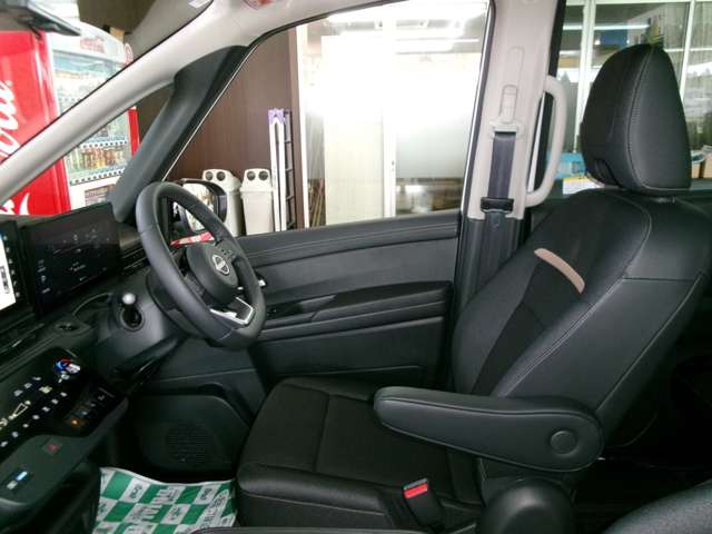 日産 セレナ １．４ Ｅ－４ＯＲＣＥ ハイウェイスターＶ ４ＷＤ R6年 (東北) 99