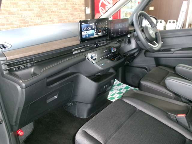 日産 セレナ １．４ Ｅ－４ＯＲＣＥ ハイウェイスターＶ ４ＷＤ R6年 (東北) 99