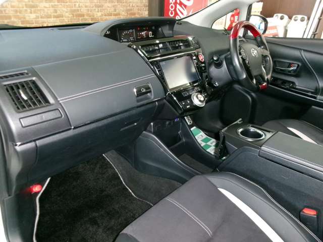トヨタ プリウスΑ １．８ Ｓ ツーリングセレクション Ｇ'Ｓ H28年 (東北) 99