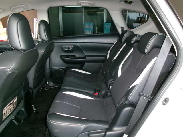 トヨタ プリウスΑ １．８ Ｓ ツーリングセレクション Ｇ'Ｓ H28年 (東北) 99