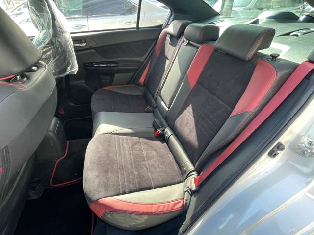 スバル ＷＲＸ　ＳＴＩ ＳＴＩ ２．０ タイプＳ ４ＷＤ H29年 (関東) 99