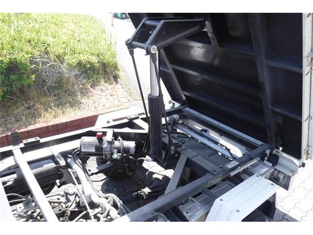 スズキ キャリイトラック ６６０ 頑丈ダンプ スズキ セーフティサポート 装着車 ３方開 ４ＷＤ R5年 (近畿) 99