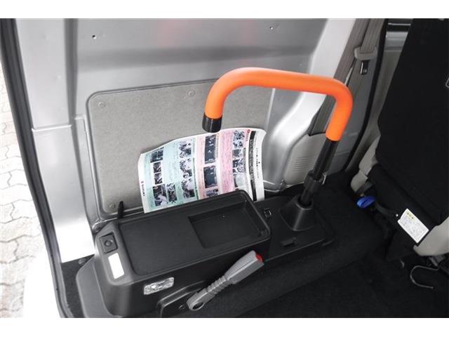 スズキ エブリイ ６６０ ウィズ 車イス移動車 助手席側リアシート付 R4年 (近畿) 99
