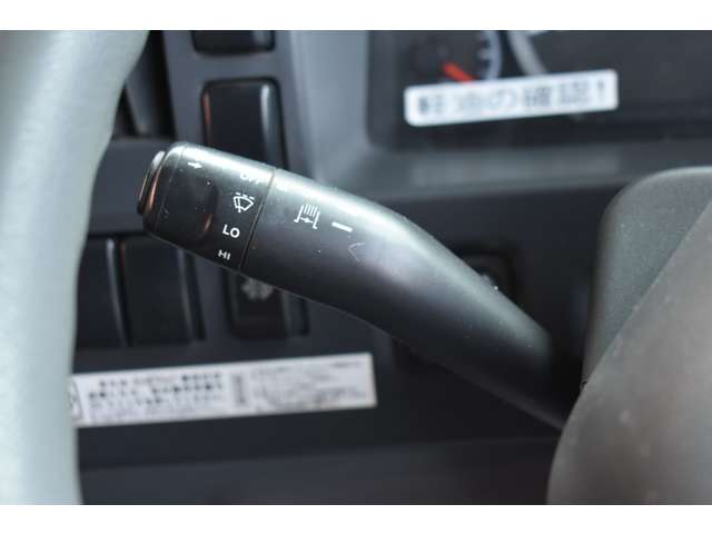 いすゞ エルフ ３．０ ダブルキャブ ロング フルフラットロー ディーゼルターボ H23年 (近畿) 99