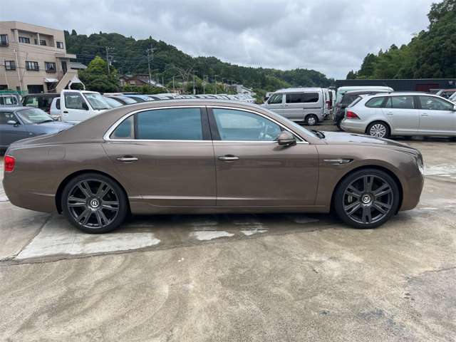 ベントレー コンチネンタルフライングスパー ６．０ ４ＷＤ H27年 (関東) 99
